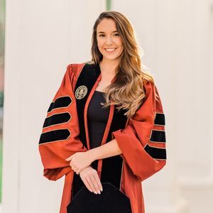 Meet your Posher, Nikki